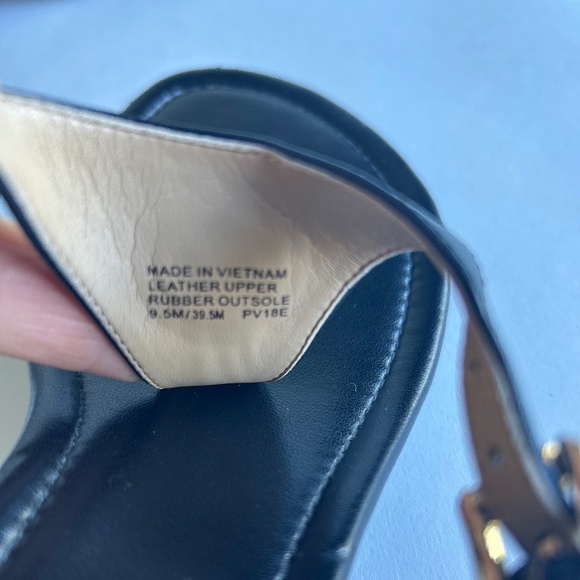 Michael Kors Black Genuine Leather Wedge Sandals size 9.5 - Picture 14 of 16